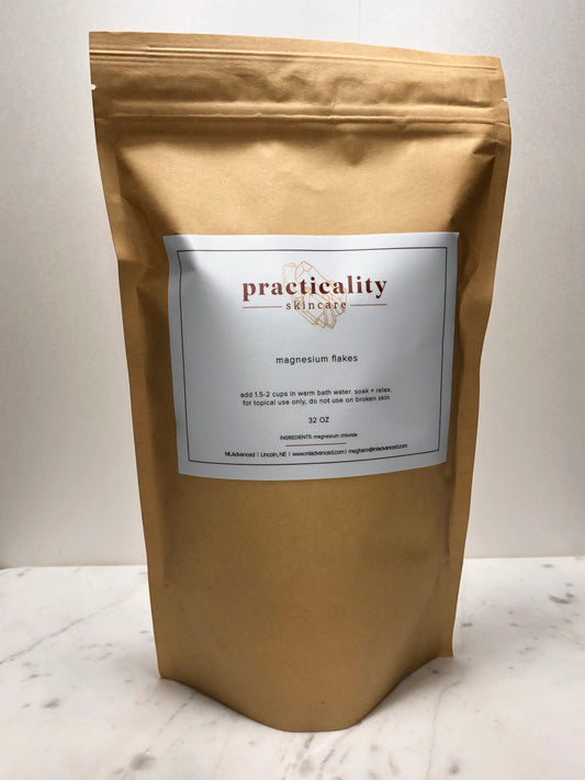 Magnesium chloride bath flakes in a 32 ounce package